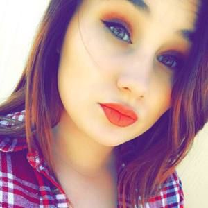 Meet your Posher, Haylee